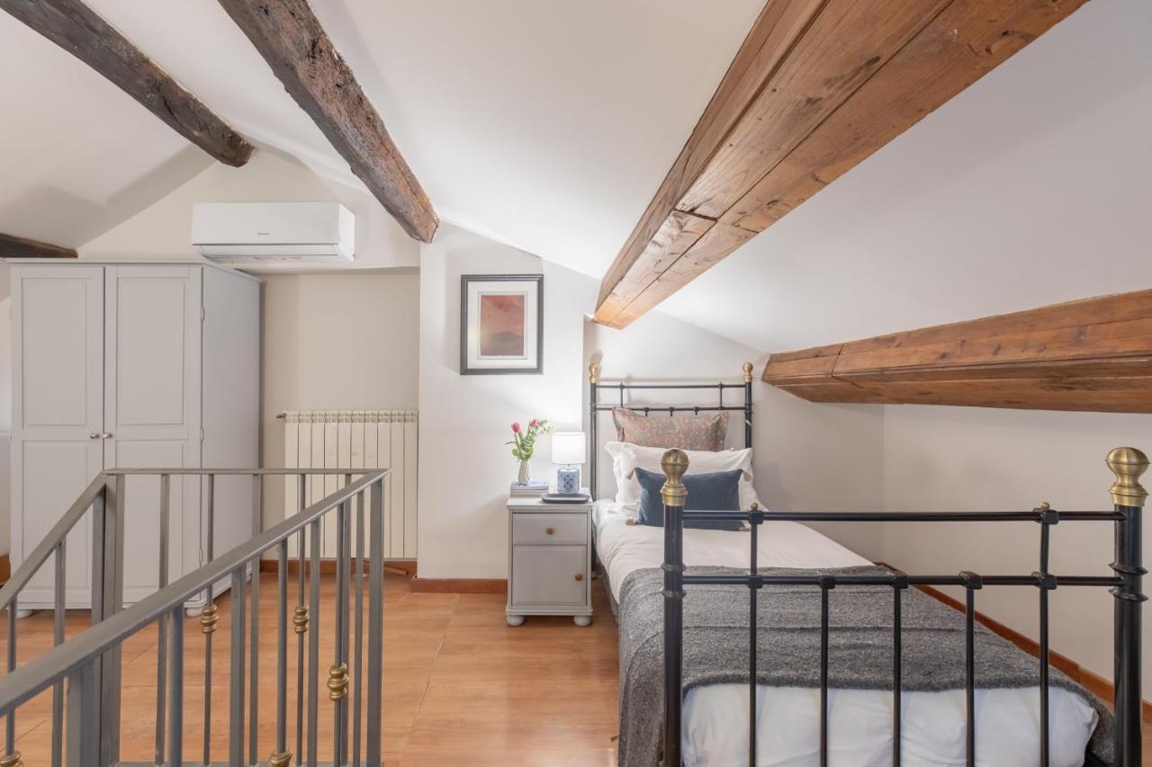 Iflat Charming Apartment Near Piazza Venezia Rome Exterior photo