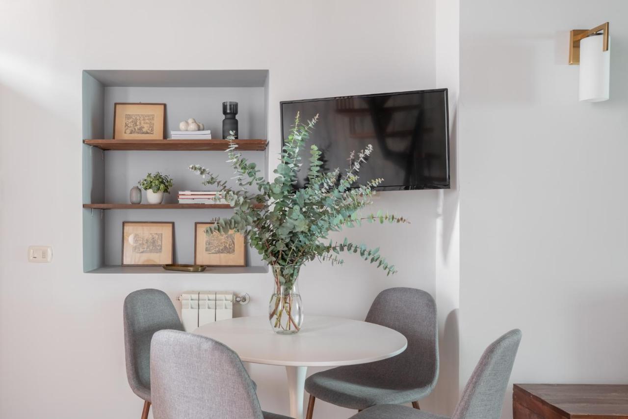 Iflat Charming Apartment Near Piazza Venezia Rome Exterior photo